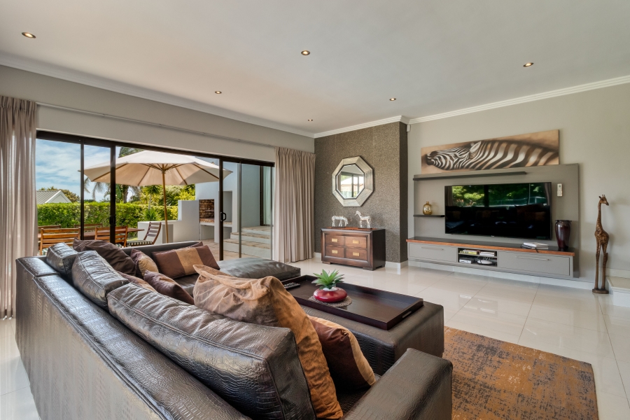 5 Bedroom Property for Sale in Helderberg Estate Western Cape